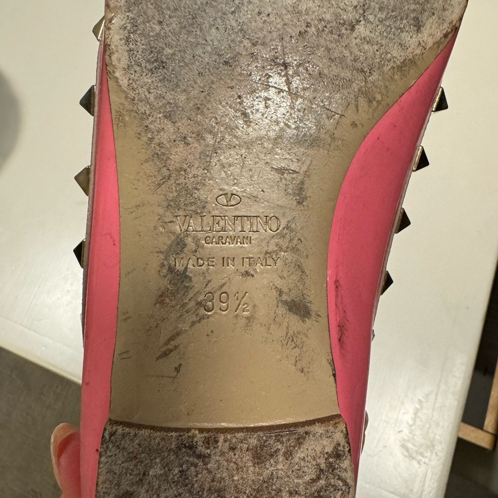 Valentino Garavani Pink Rockstud Leather Pointed-Toe Flats - Picture 7 of 8